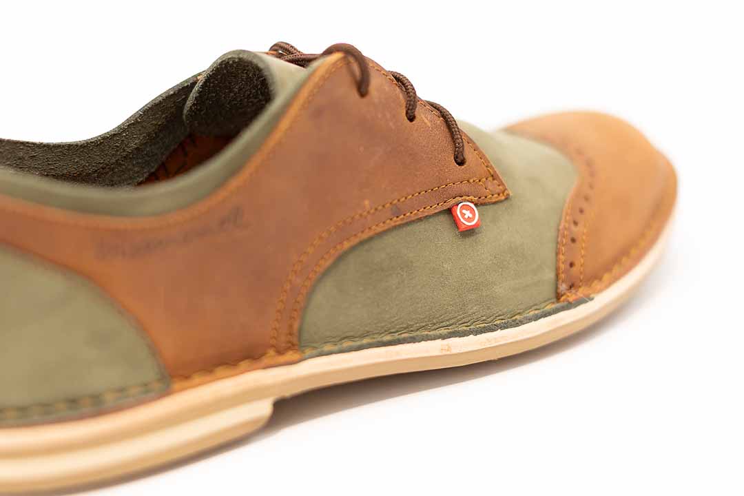 Akina Salvador-Olive - thin sole