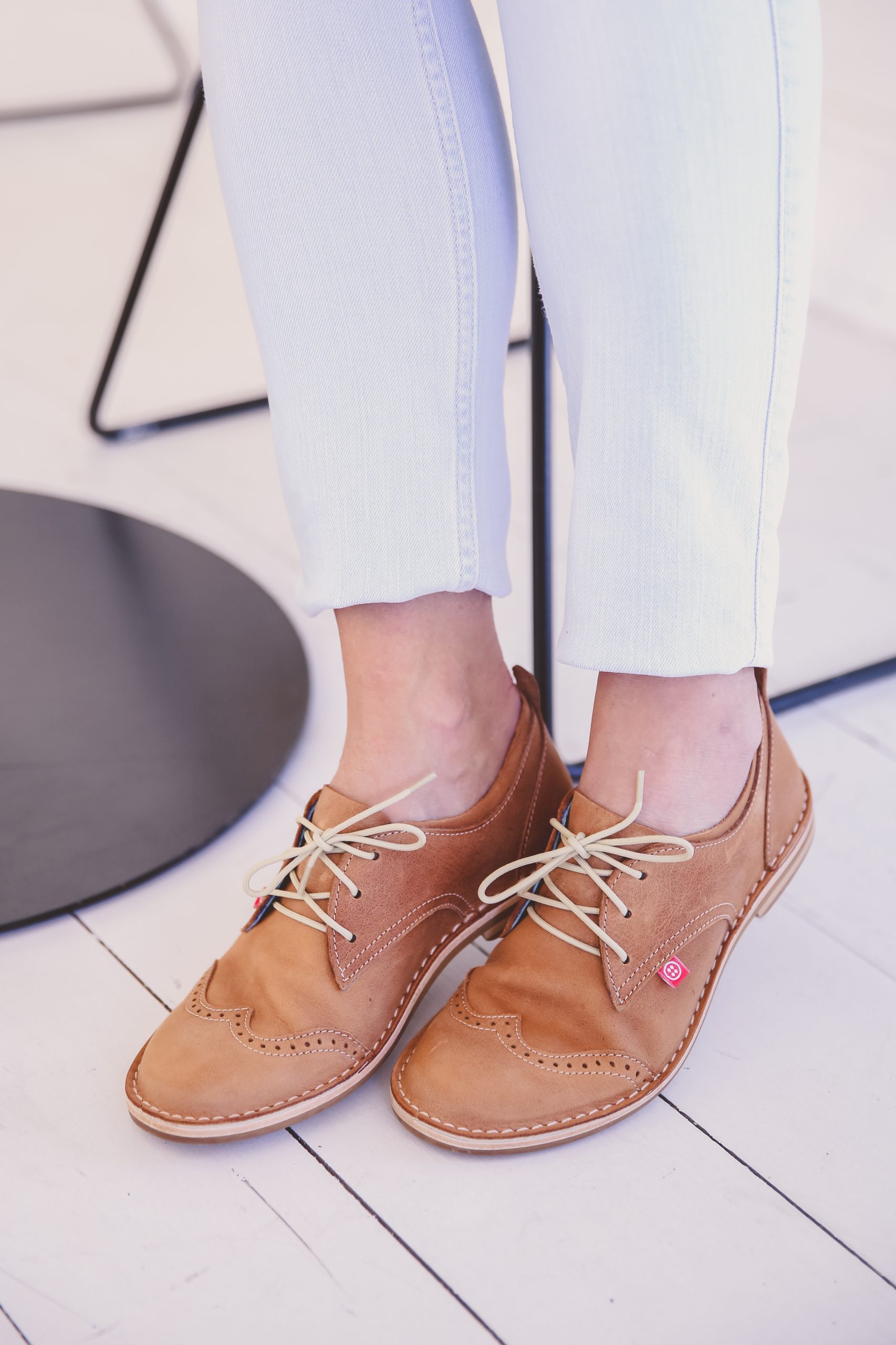 Akina Namib - thin sole