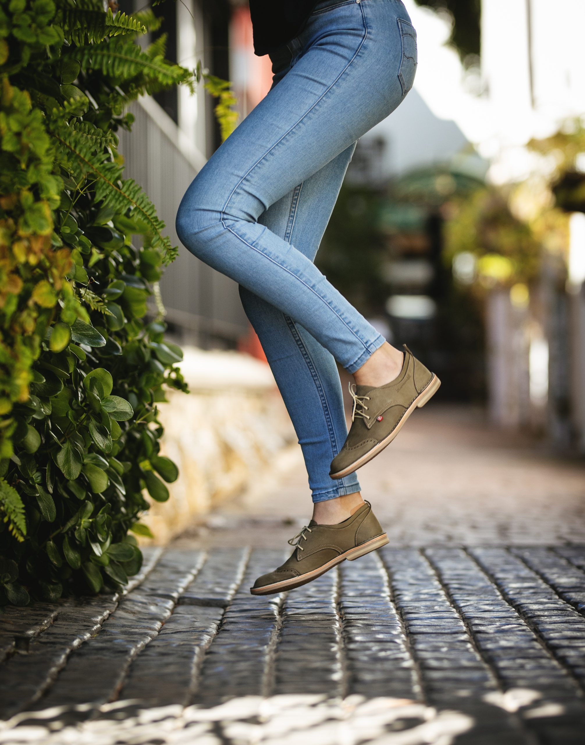 Akina Olive - thin sole